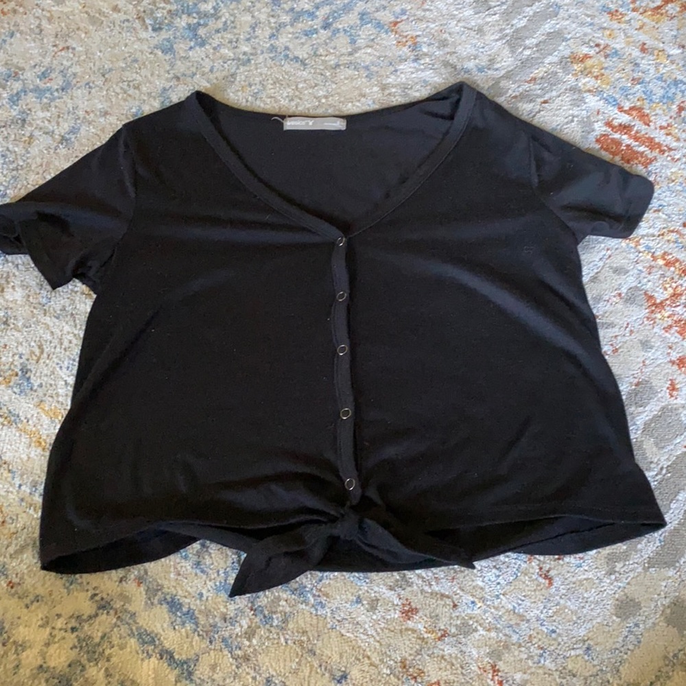Size small top